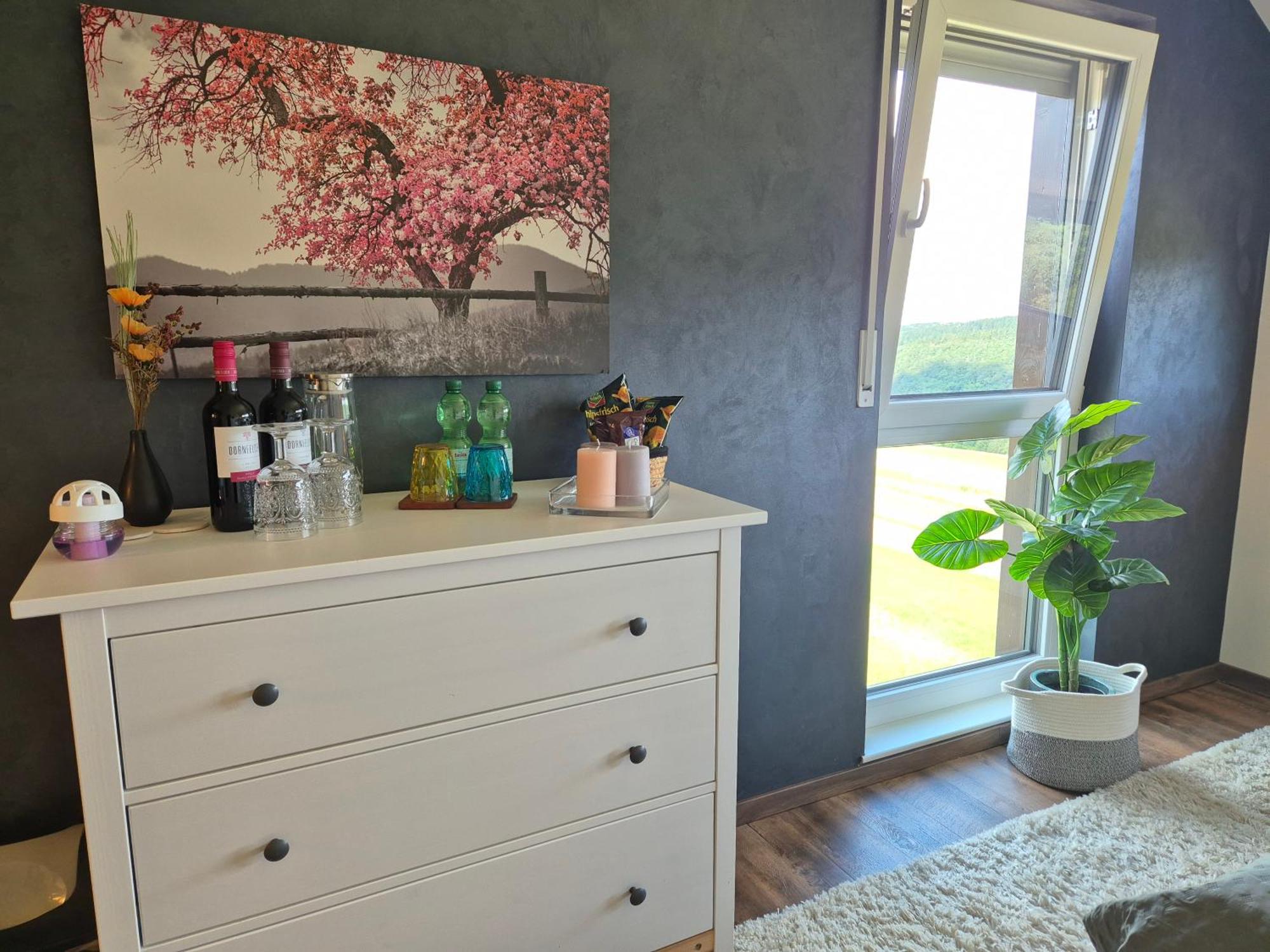 Serenity Vista Retreat Bnb Bescheid Extérieur photo