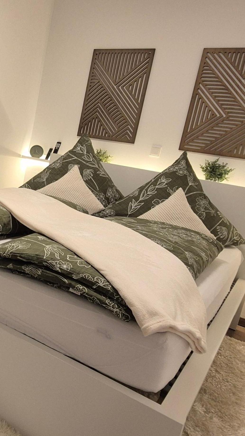 Serenity Vista Retreat Bnb Bescheid Extérieur photo