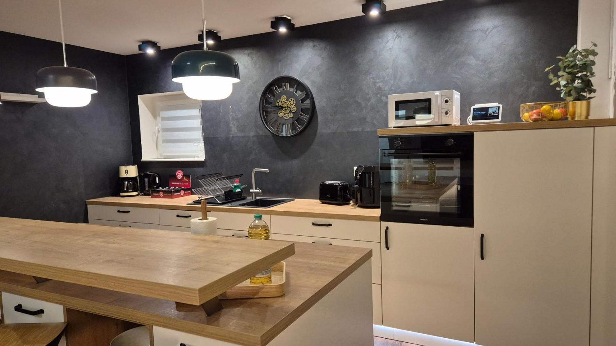 Serenity Vista Retreat Bnb Bescheid Extérieur photo